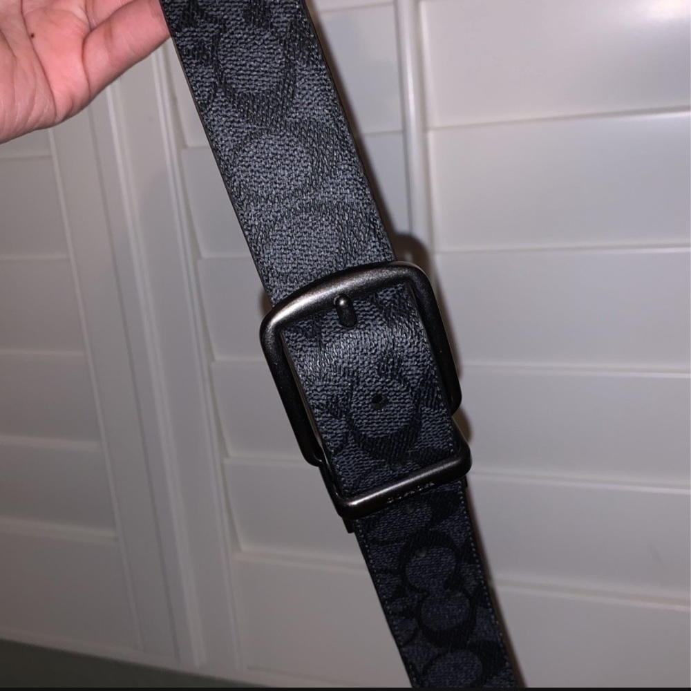 Coach belt size 34